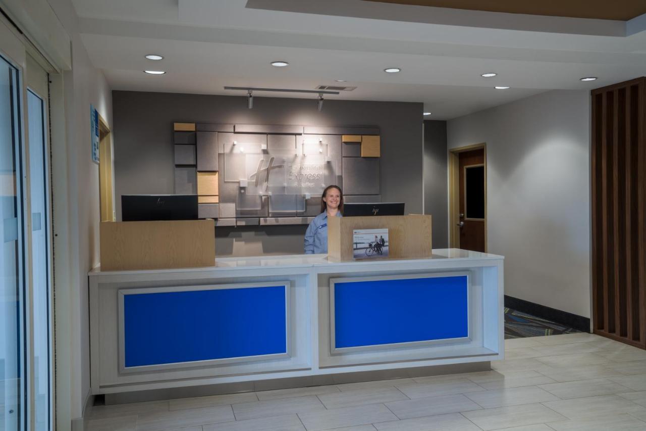 Holiday Inn Express Hotel & Suites Talladega By Ihg Luaran gambar