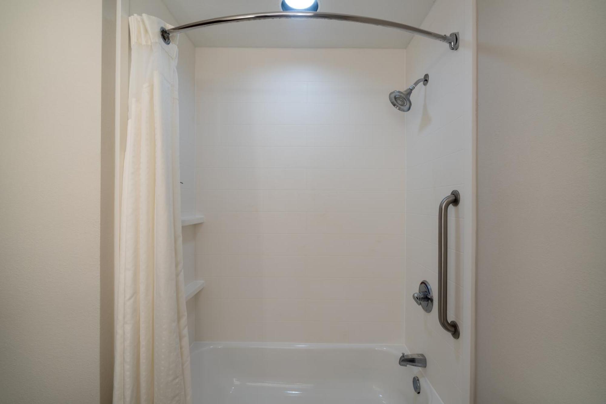 Holiday Inn Express Hotel & Suites Talladega By Ihg Luaran gambar